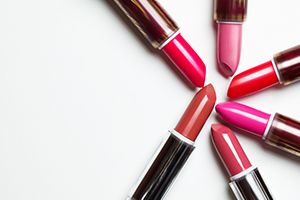 What Color Lipstick Should You Wear?