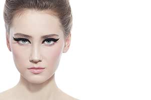 What Does Your Eyeliner Say About You?