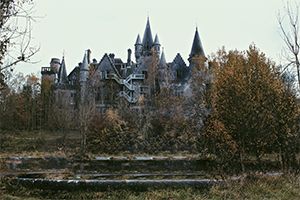 Which Peculiar from Miss Peregrine's...